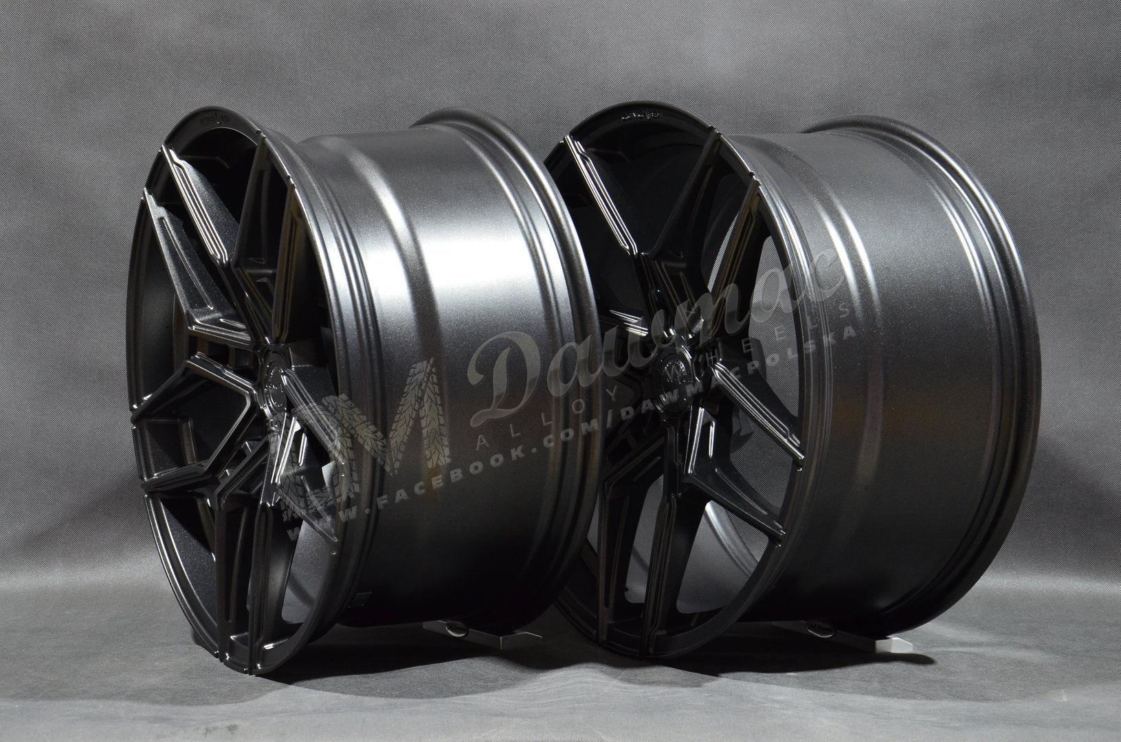 Concaver CVR5 20" 9J ET20-ET51 + 10,5J ET15-ET45 BLANK Carbon Graphite - obrazek 5