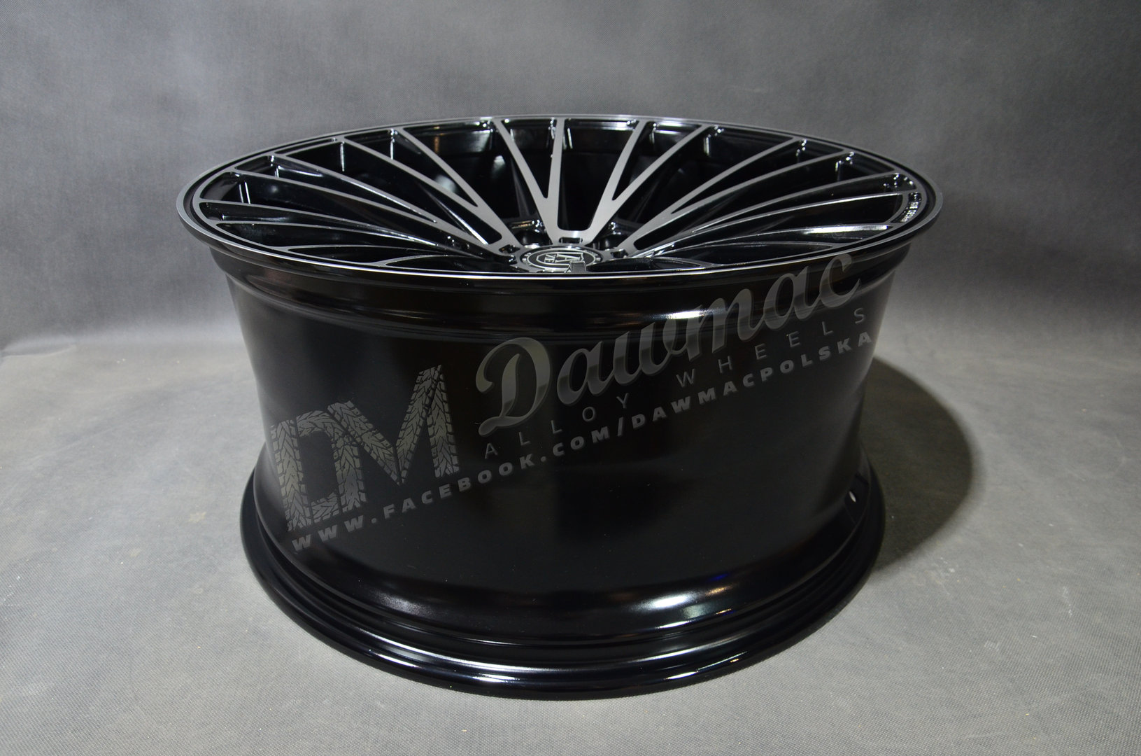 AXE CF2 20" 8,5J ET25 5x108-5x120 Black & Polished - obrazek 5