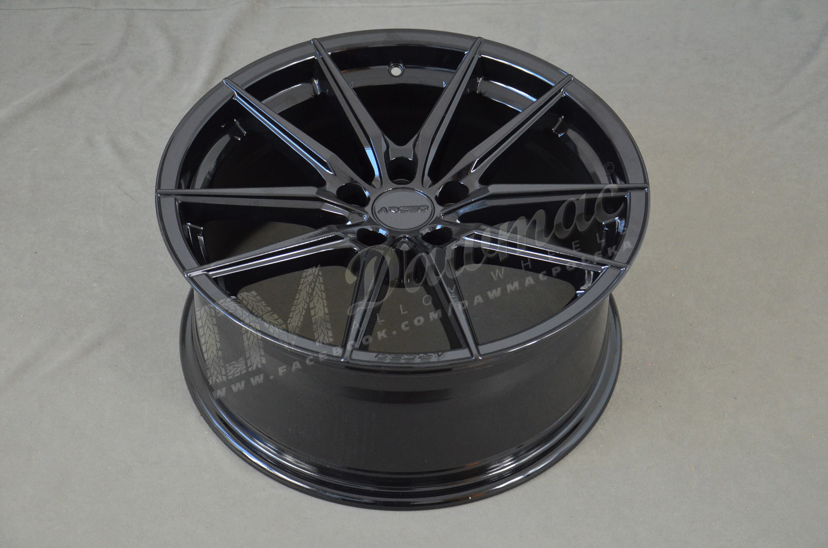 Arceo Monaco 18" 8J ET33 5x114,3 Glossy Black - obrazek 5