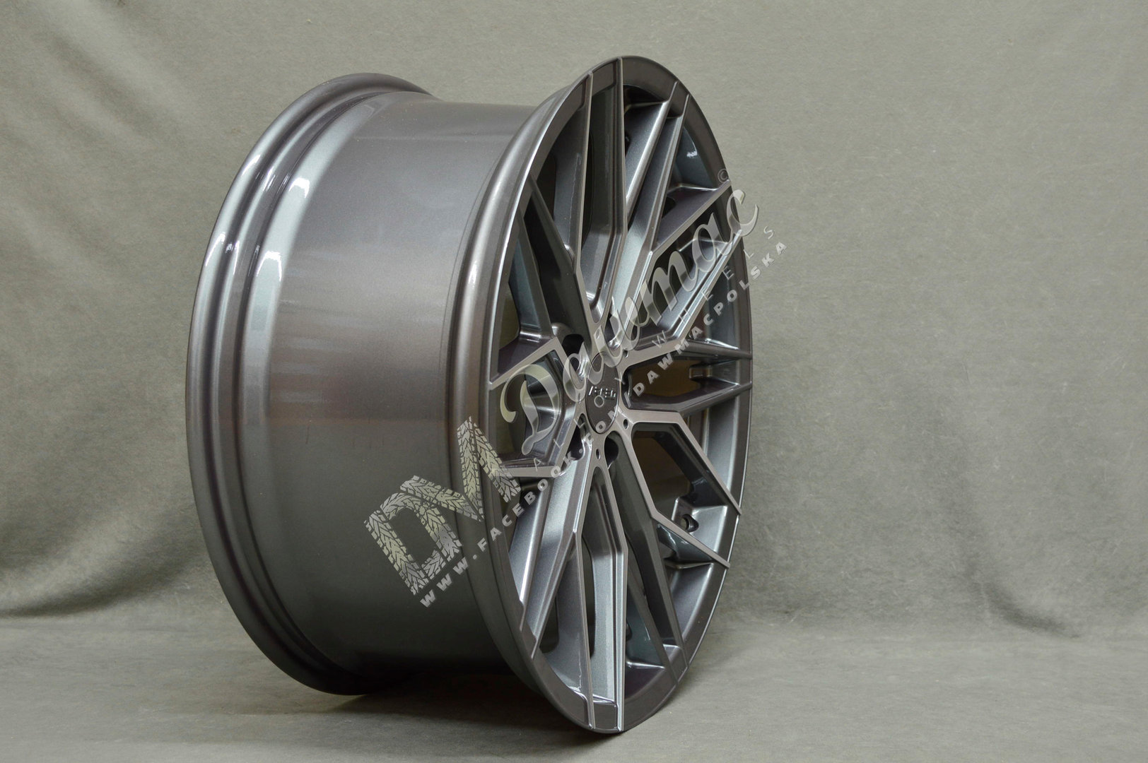 Arceo Valencia 19" 8,5J ET35 5x112 Titan Diamond - obrazek 4