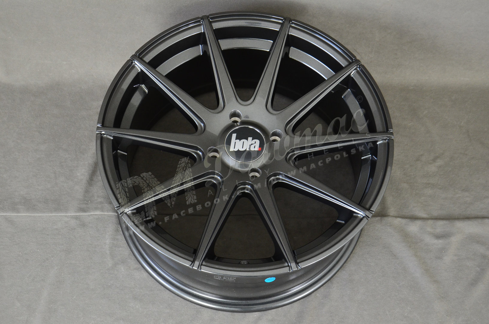 BOLA CSR 19" 8,5J ET25-45 + 9,5J ET25-ET45 5x100-5x130 Gloss Gunmetal - obrazek 5