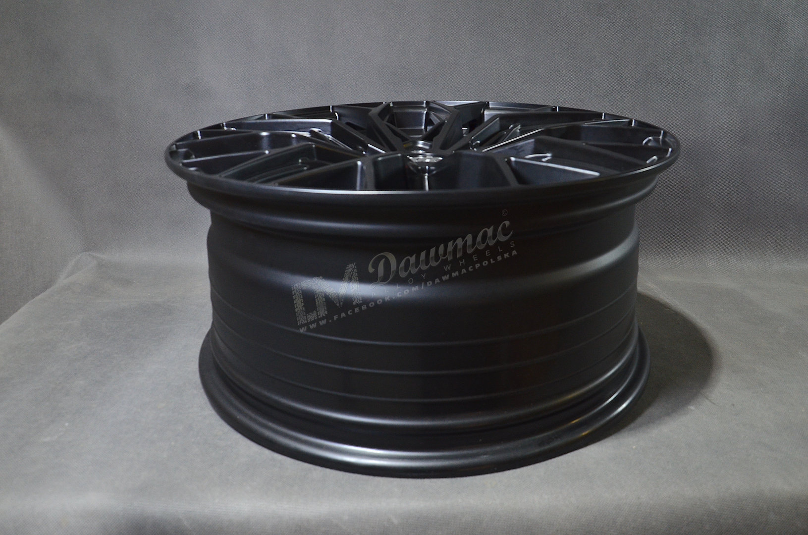 Bola FLX 19" 9,5J ET15-ET50 5x98-5x130 Gloss Black - obrazek 5