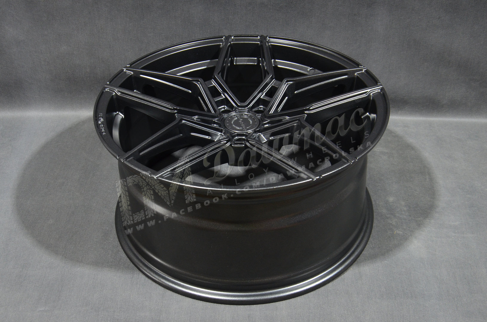 Concaver CVR5 20" 9,5J ET22-ET40 BLANK Carbon Graphite - obrazek 6