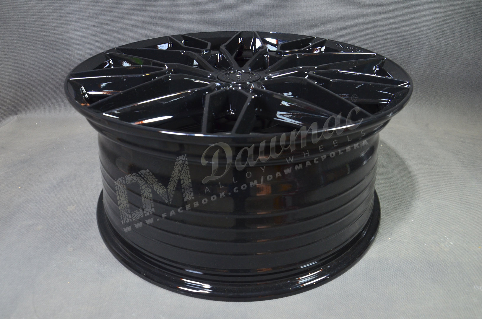 Concaver CVR6 19" 9J ET20-ET51 BLANK Platinum Black - obrazek 6