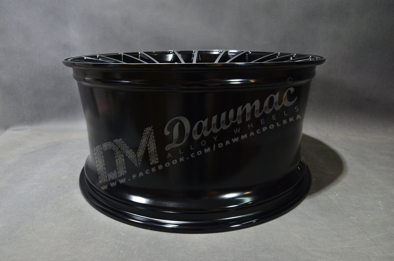 AXE CF2 20" 8,5J ET40 5x108-5x120 Black & Polished - obrazek 6