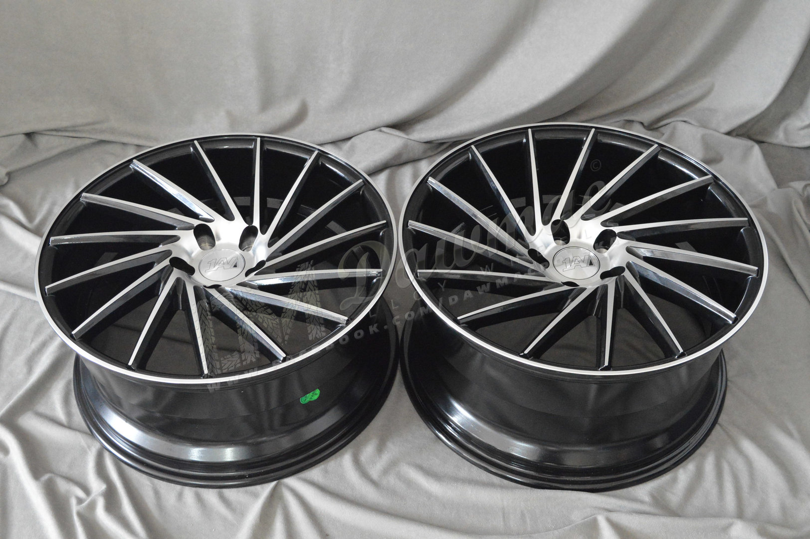 1AV ZX1 19" 8,5J ET40 + 9,5J ET40 5x108 BPF - obrazek 6