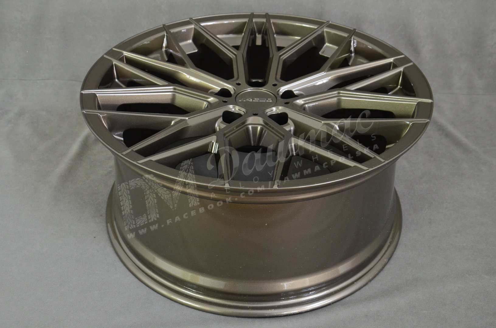 Arceo Valencia 19" 8,5J ET35 5x114,3 Glossy Bronze - obrazek 6