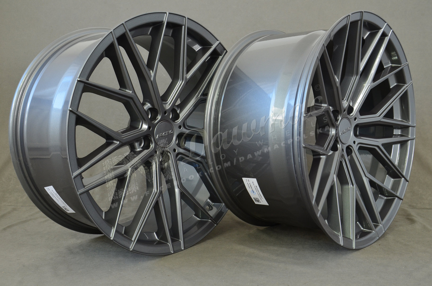 Arceo Valencia 20" 9J ET35 + 10J ET40 5x114,3 Titan - obrazek 6