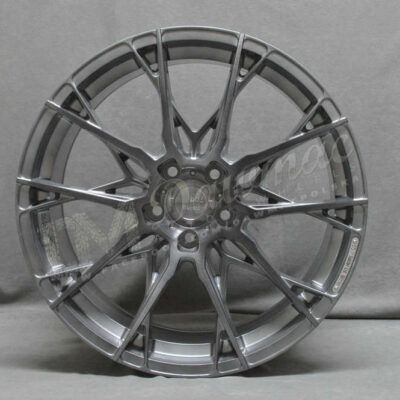 B52 MODEL:X1 19" 8,5J ET45 5x112 SB