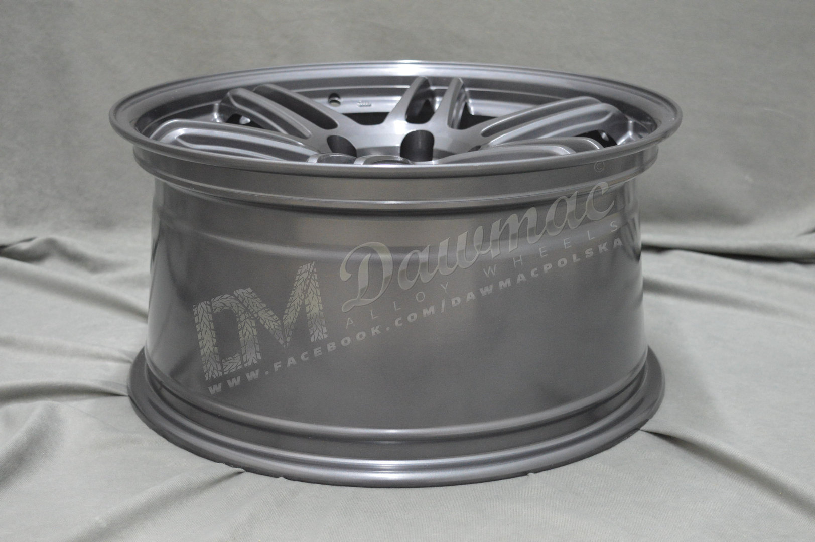 2Forge ZF5 18" 8J ET15-ET35 5x98-5x130 Gloss Gunmetal - obrazek 7