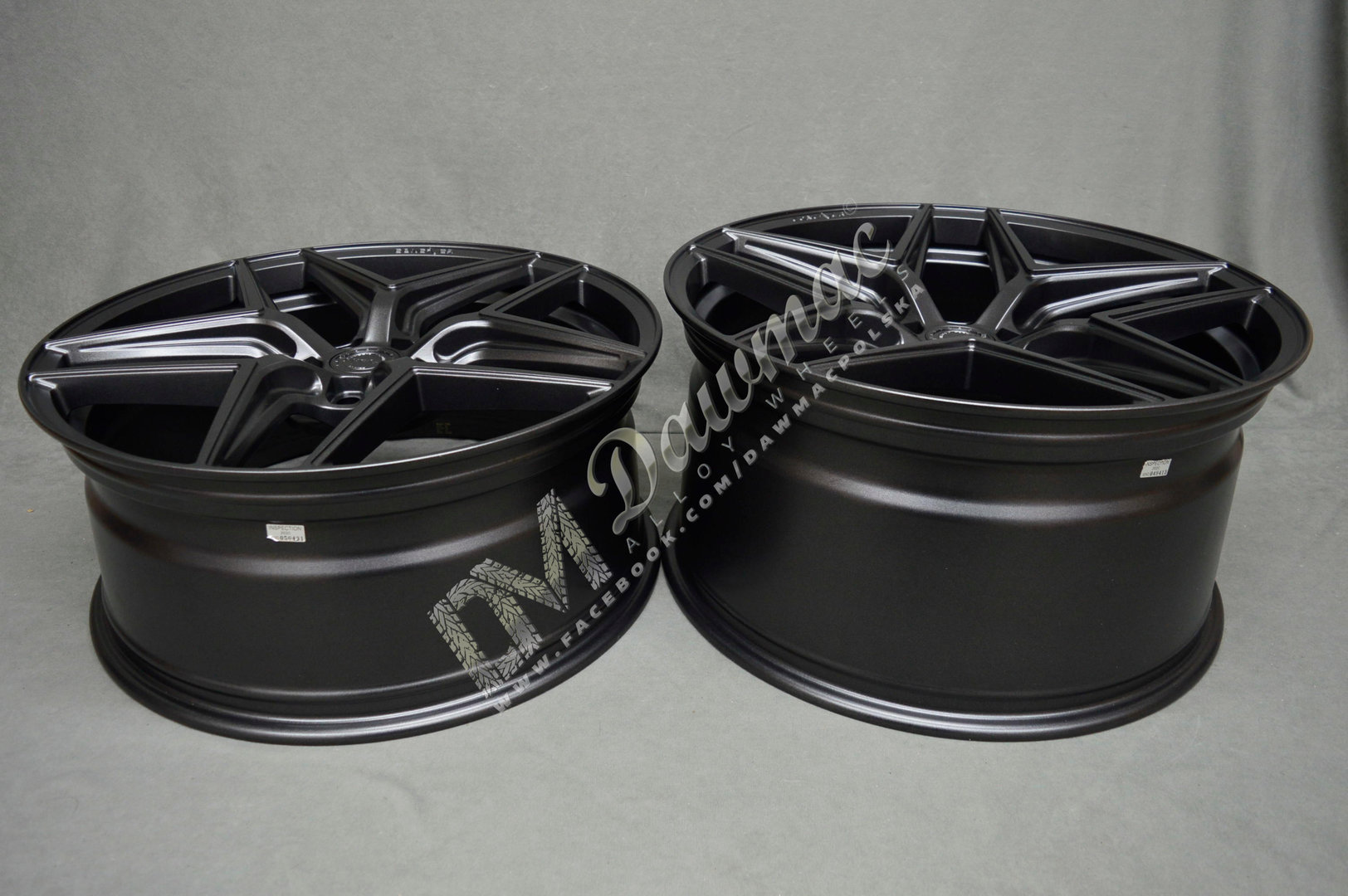 Concaver CVR2 20" 8,5J ET20-ET45 + 12J ET32-ET60 BLANK Carbon Graphite - obrazek 8