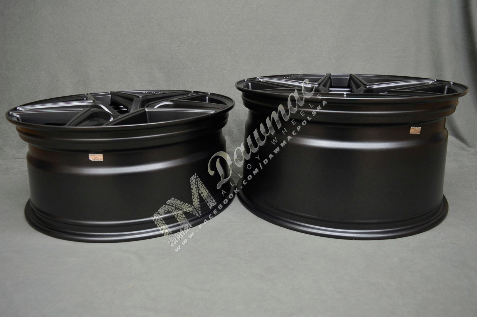 Concaver CVR2 20" 9,5J ET22-ET40 BLANK Carbon Graphite - obrazek 10