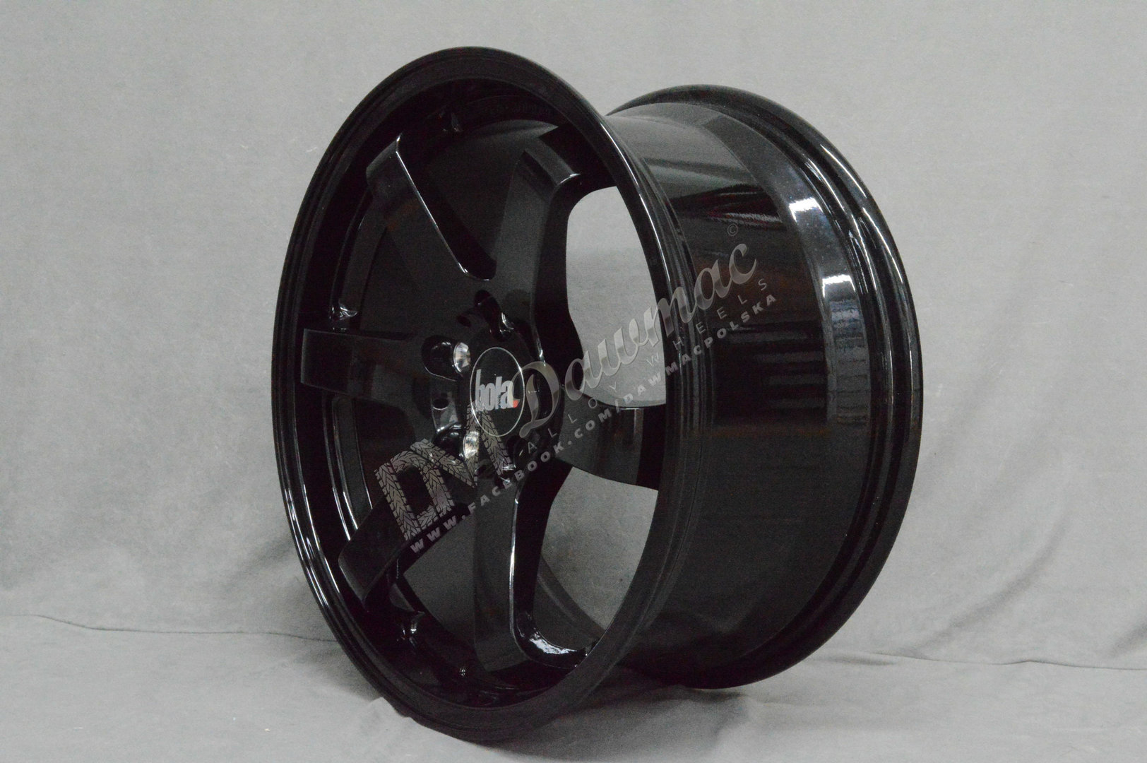 BOLA B1 19" 10J ET25-45 5x98-5x130 Gloss Black - obrazek 3