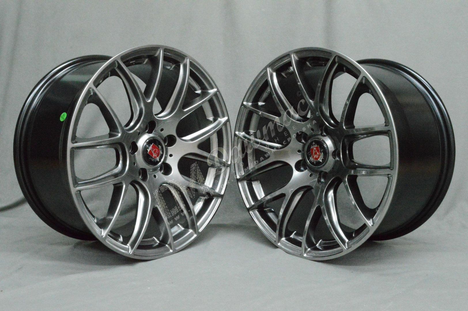 AXE CS 19" 9,5J ET40 5x108-5x120 Hyper Black - obrazek 3