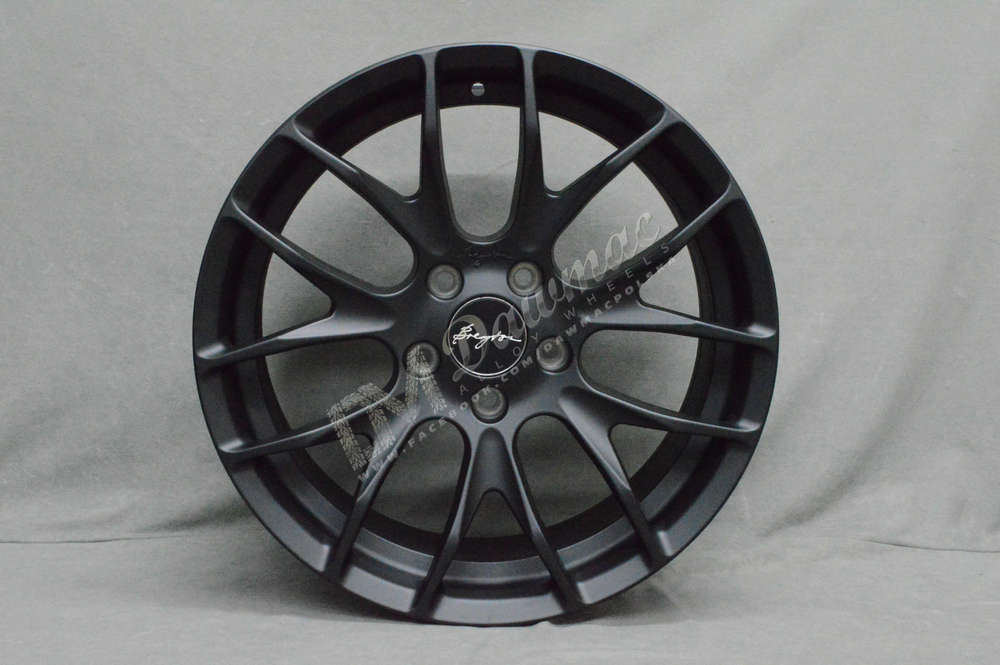 Breyton Race GTS 2 20" 8,5J ET35 + 9,5J ET46 5x120 Matt Black