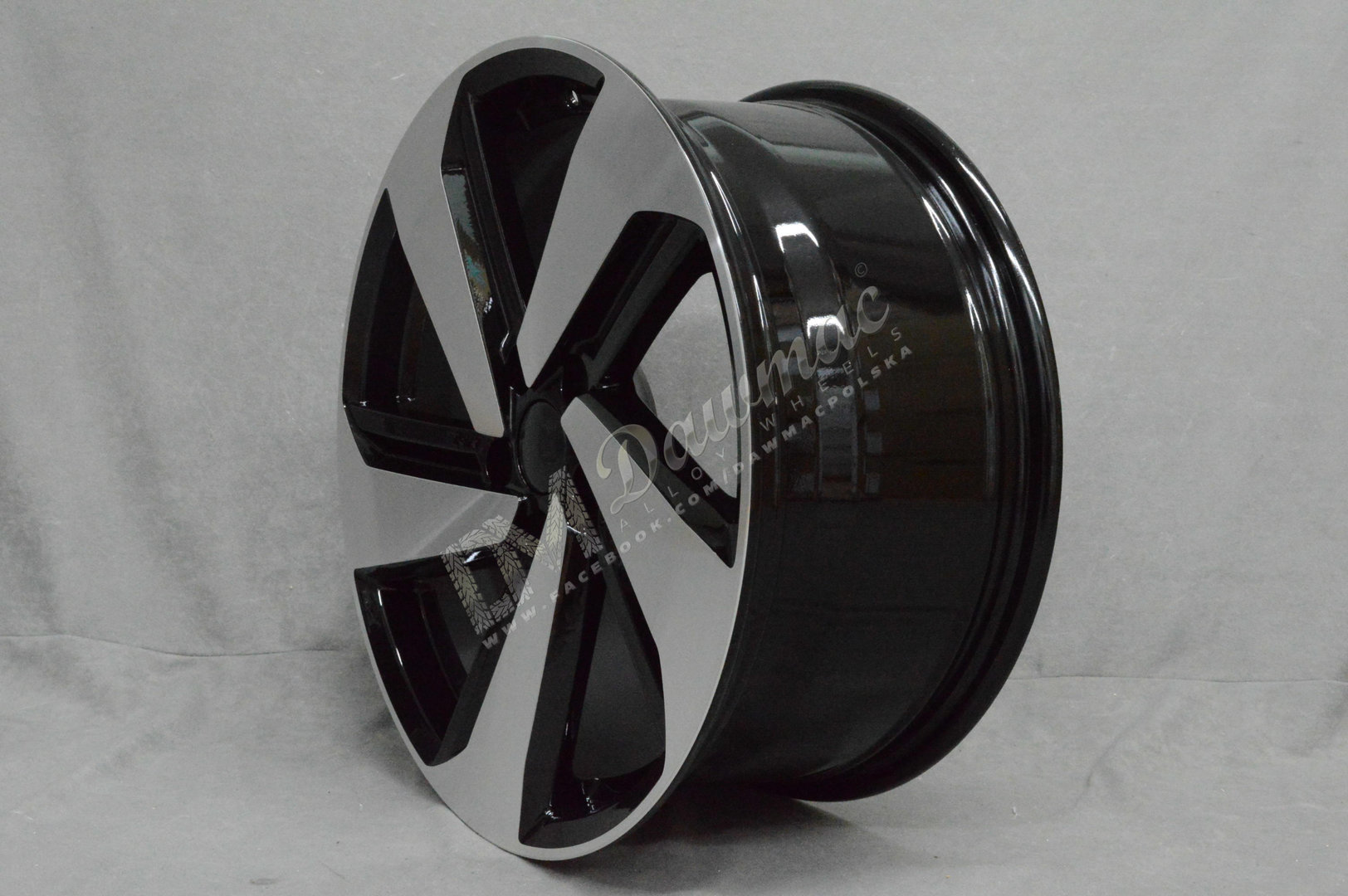 DARE WSGR-E 18" 8J ET42 5x112 BPF - obrazek 3