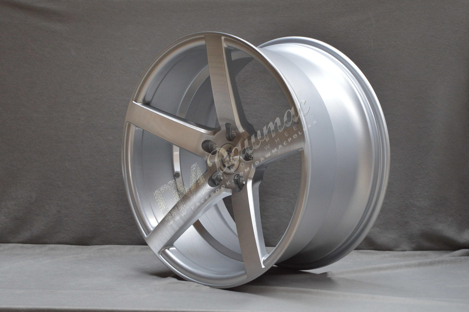 AXE EX18 20" 10,5J ET42 5x108-5x130 Silver & Polished - obrazek 4