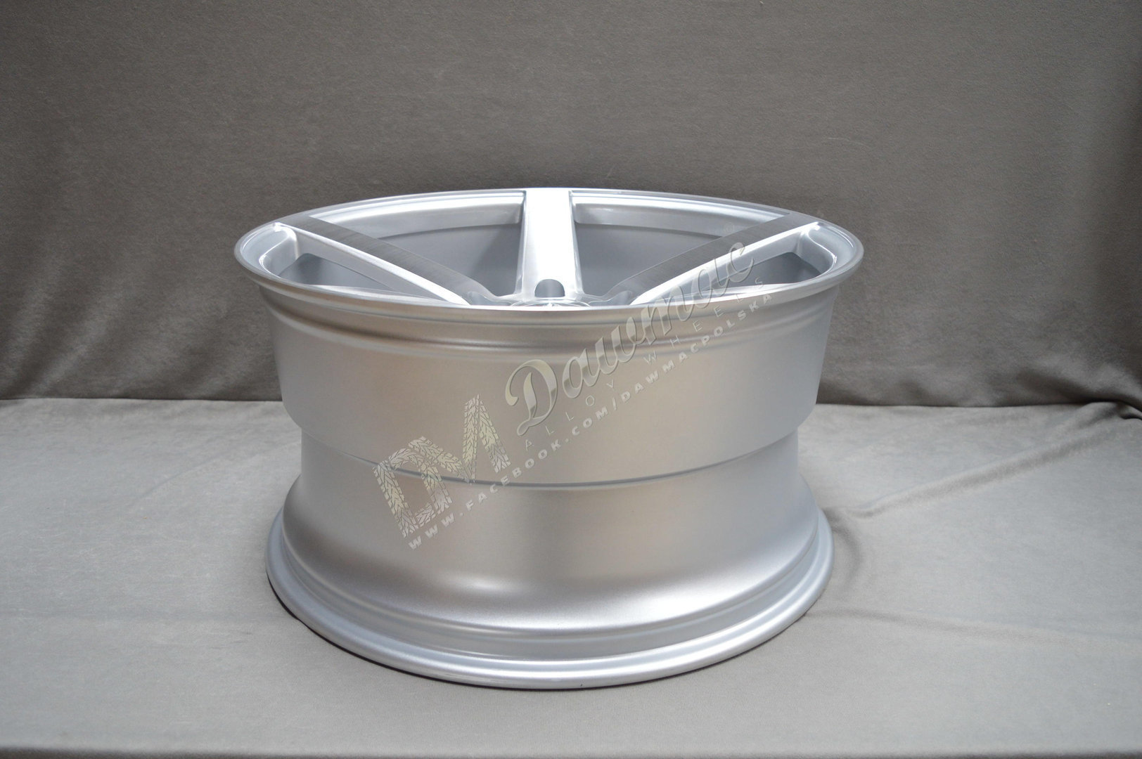 AXE EX18 20" 10,5J ET42 5x108-5x130 Silver & Polished - obrazek 7