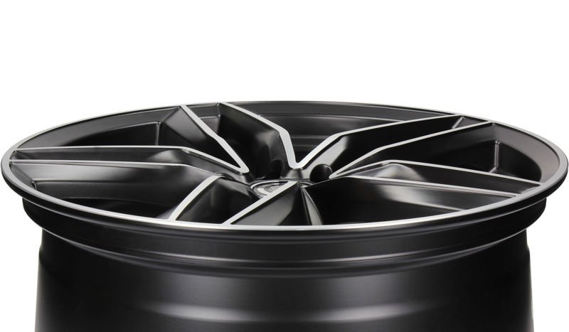 Carbonado Style 17" 7,5J ET35 5x112 Matt Black Front Polished - obrazek 4
