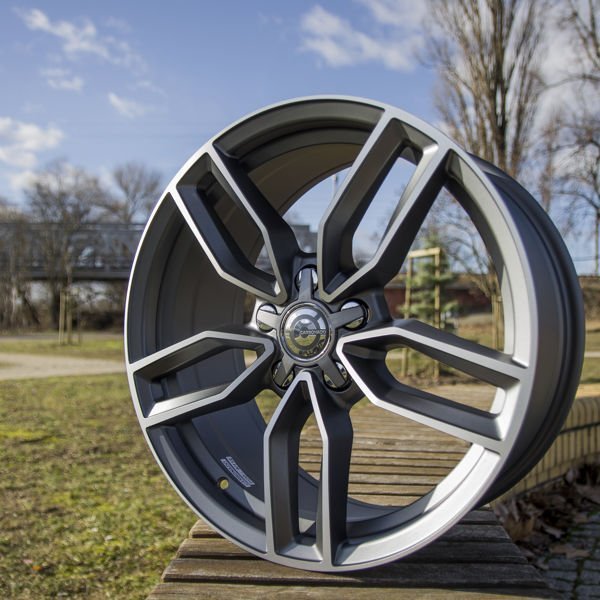 Carbonado Premium 18" 8J ET40 5x112 Matt Anthracite Front Polished - obrazek 6