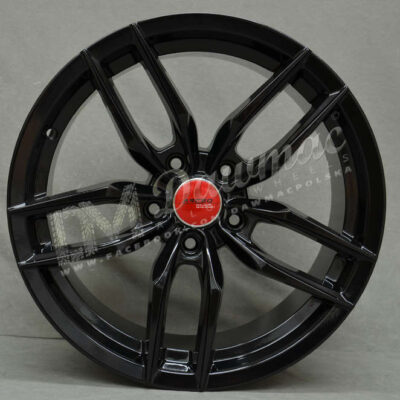 Arceo Madrid 18" 8,5J ET37 5x120 Black