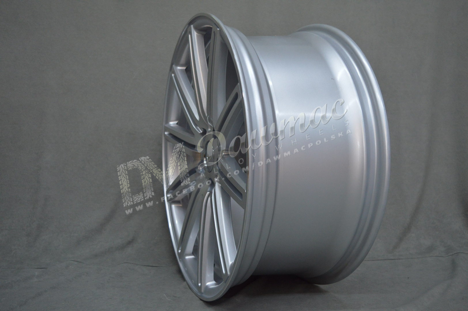 AXE EX15 20" 9J ET40 5x114,3 / 5x112 Silver Polished - obrazek 4