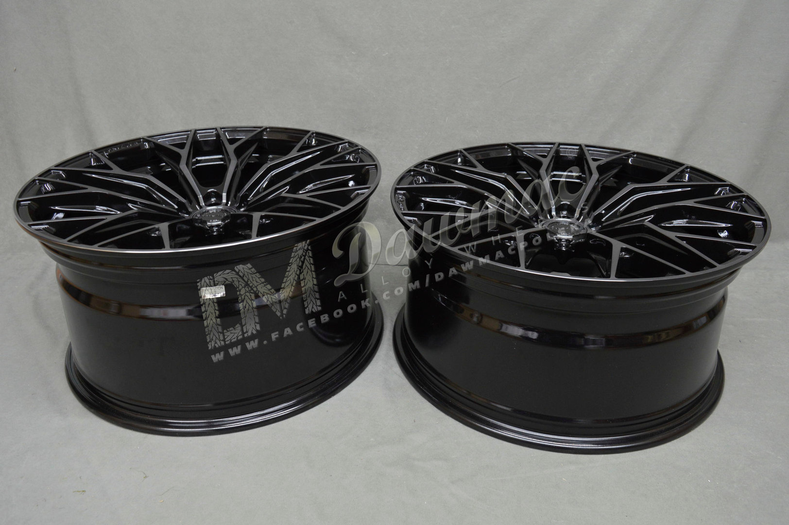 Concaver CVR1 21" 9,5J ET0-ET58 + 10,5J ET10-ET46 BLANK Double Tinted Black - obrazek 5