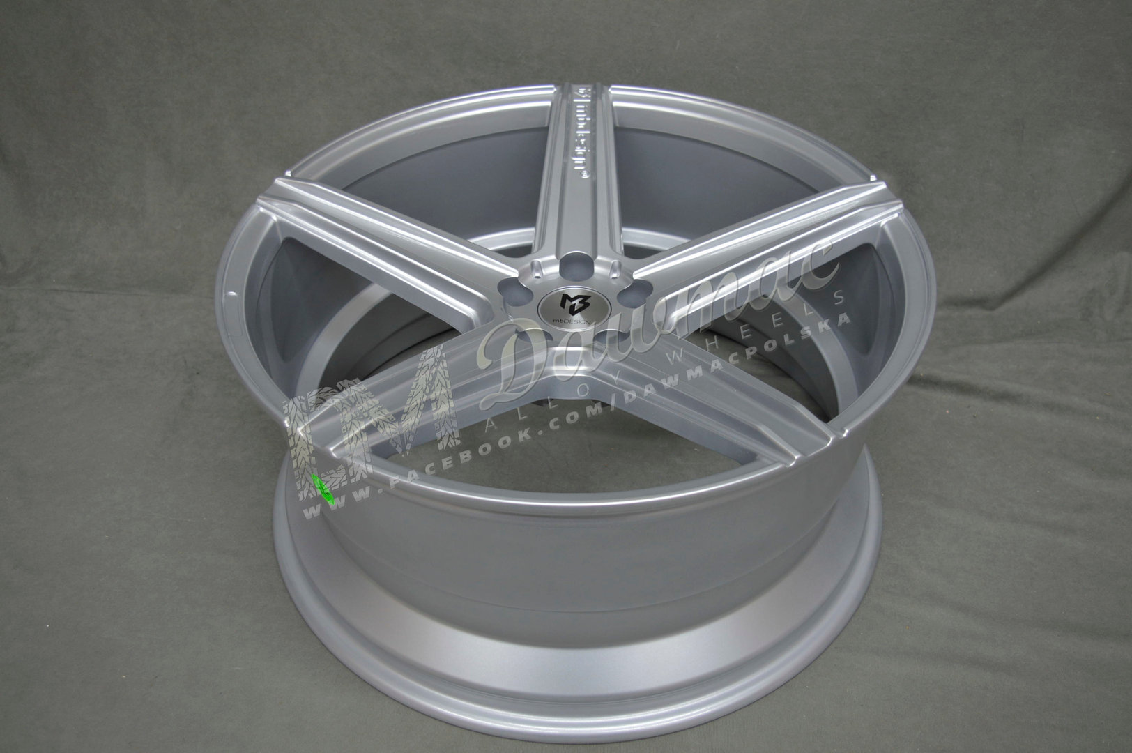 mbDesign KV1 23" 10J ET30/ET45 5x112 Silver - obrazek 5