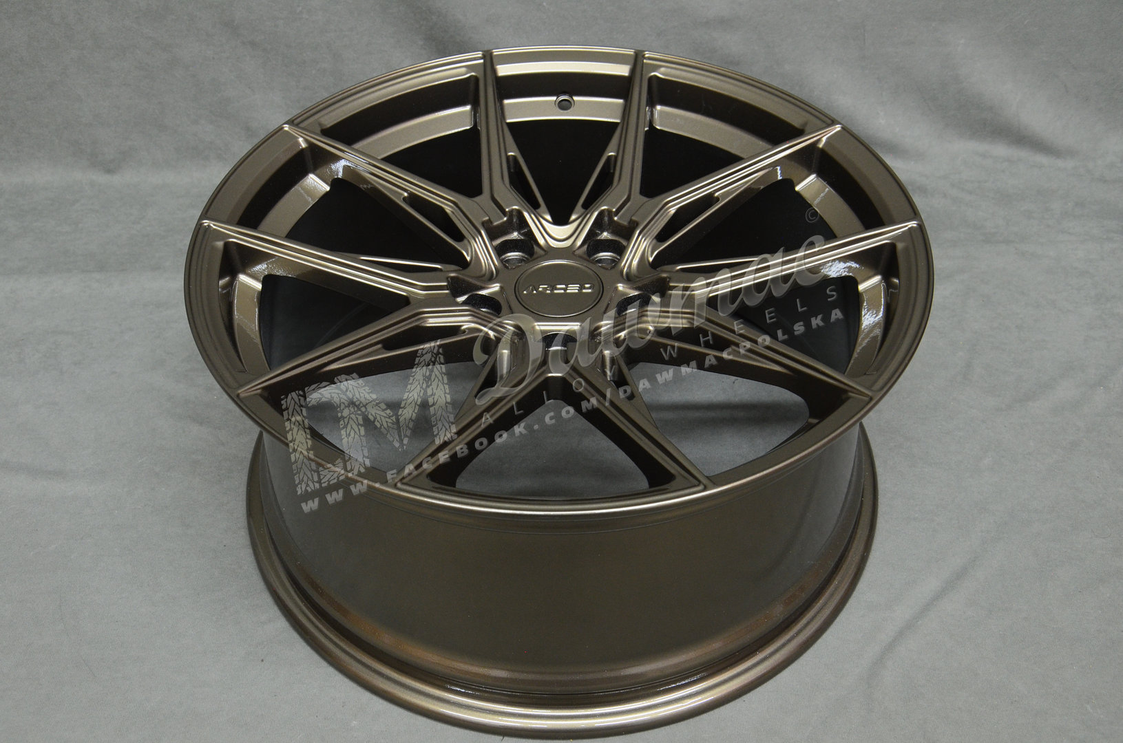 Arceo Marceille 19" 8,5J ET35 5x108 Glossy Bronze - obrazek 5
