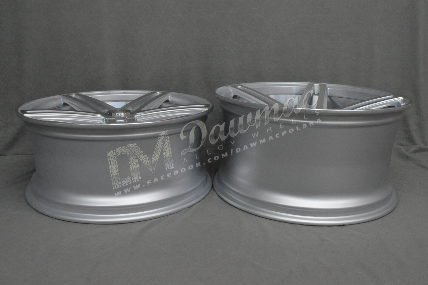 AXE EX20 22" 10,5J ET38 5x108-5x130 Silver Polished Face & Barrel - obrazek 7