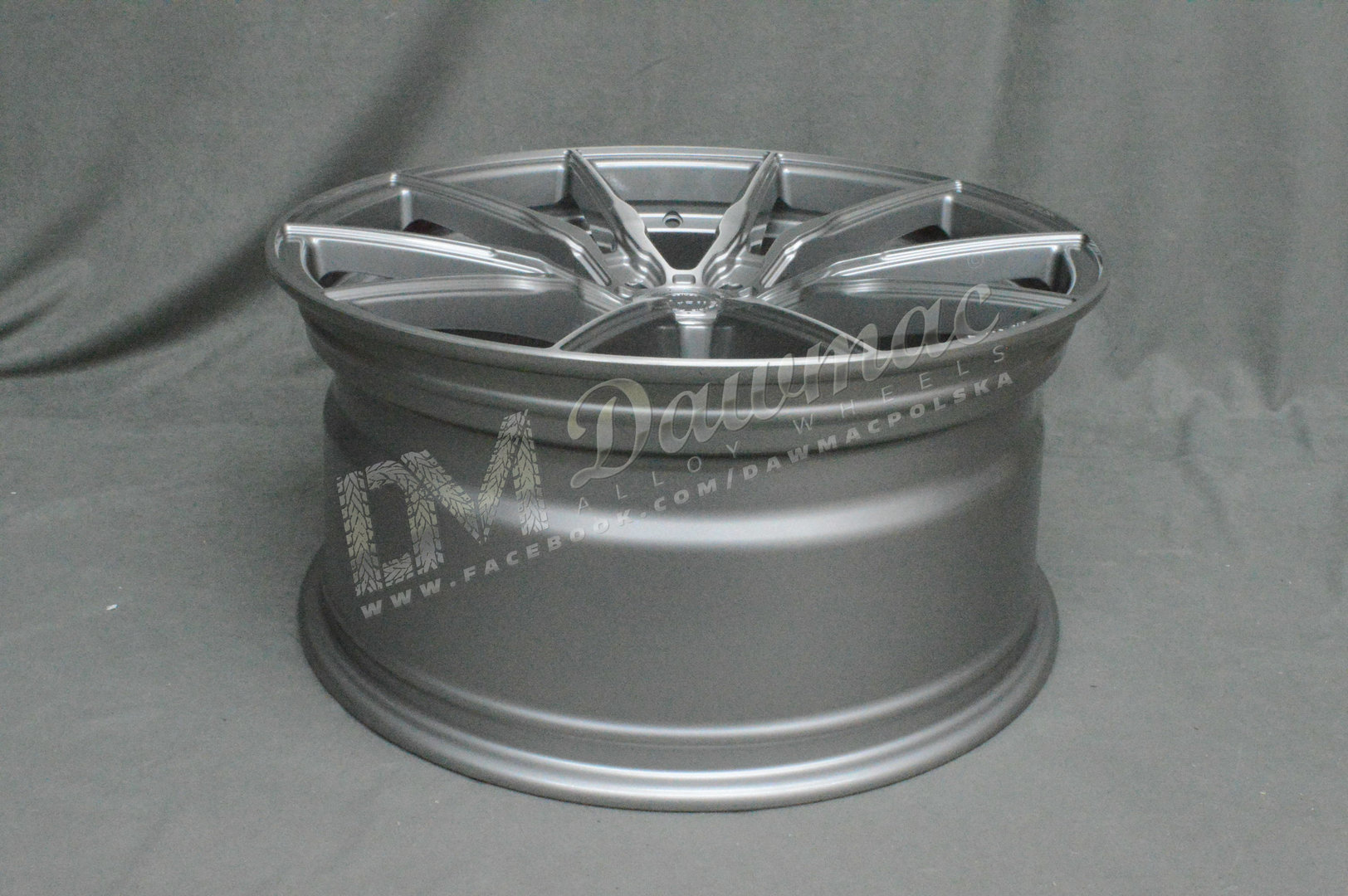 Concaver CVR4 20" 9J ET20-ET51 + 10J ET20-ET48 BLANK Brushed Titanium - obrazek 6