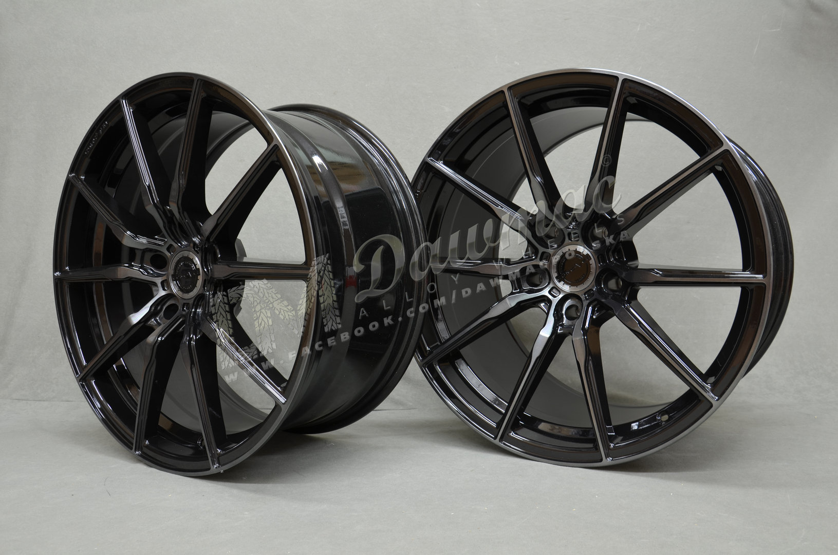 Concaver CVR4 20" 9J ET20-ET51 + 11J ET0-ET30 BLANK Double Tinted Black - obrazek 5