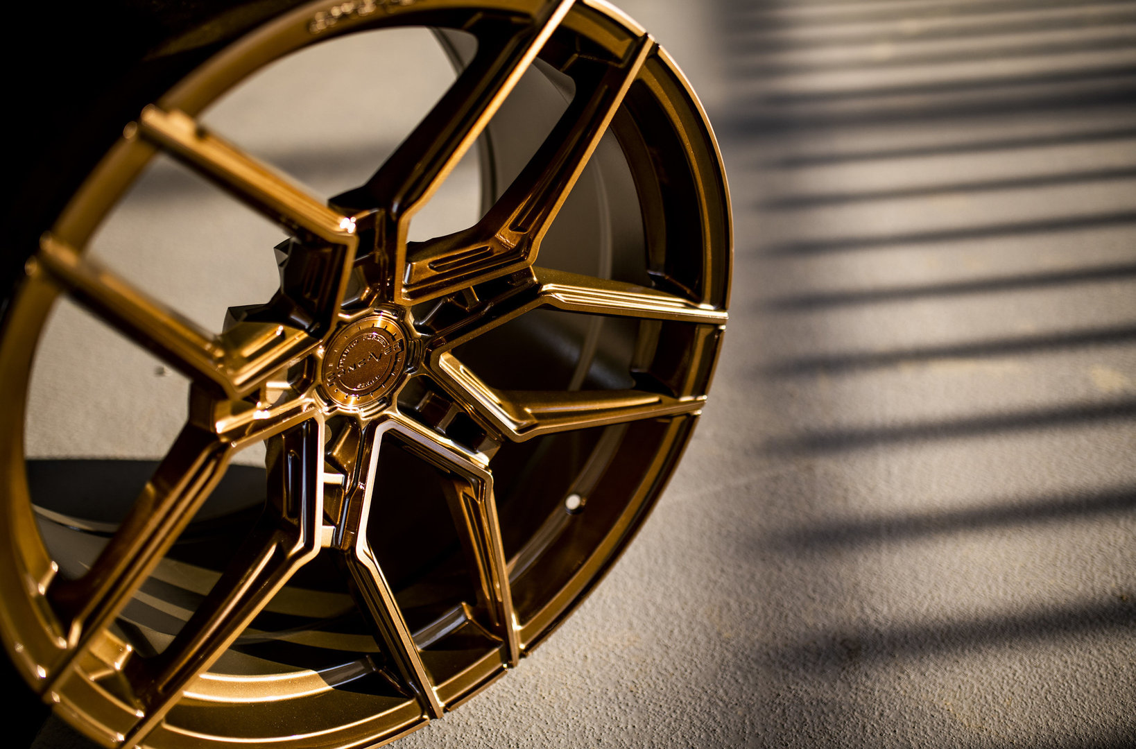 Concaver CVR5 20" 8.5J ET20-ET45 + 10J ET20-ET48 BLANK Brushed Bronze - obrazek 5