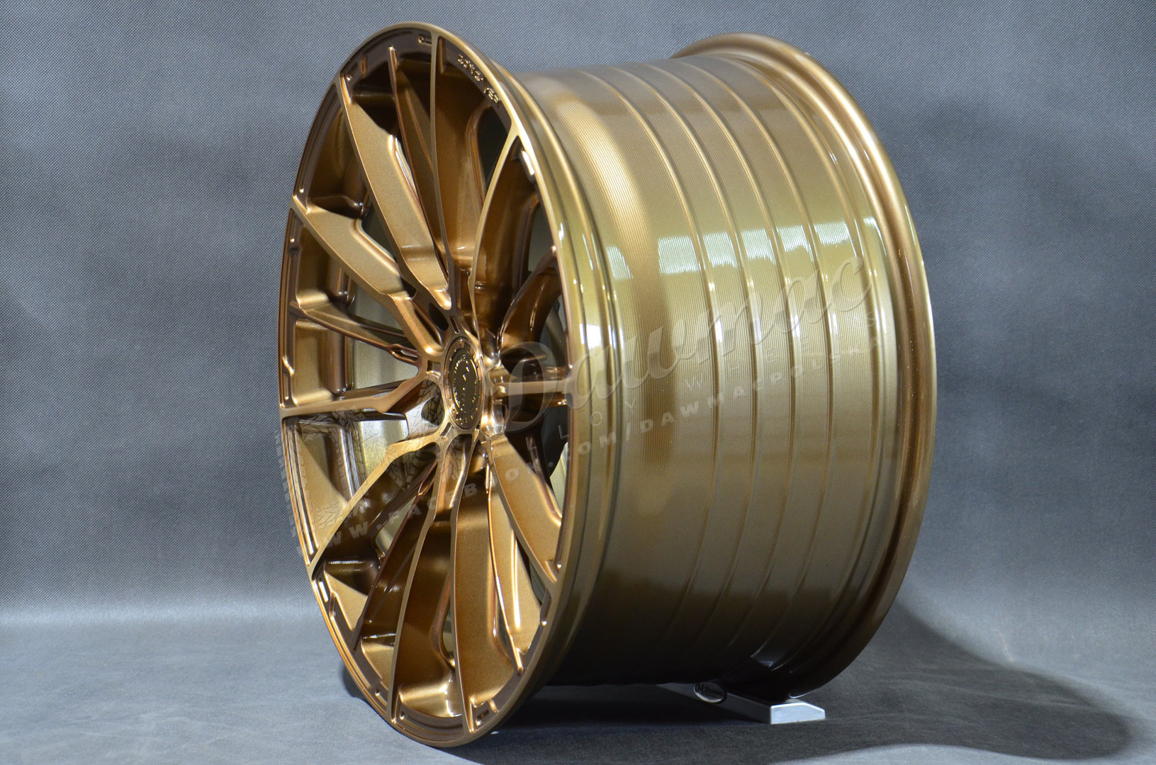 Concaver CVR7 19" 10J ET20-ET51 BLANK Brushed Bronze - obrazek 4