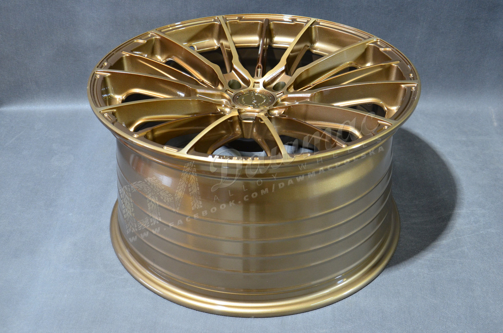 Concaver CVR7 19" 10J ET20-ET51 BLANK Brushed Bronze - obrazek 5