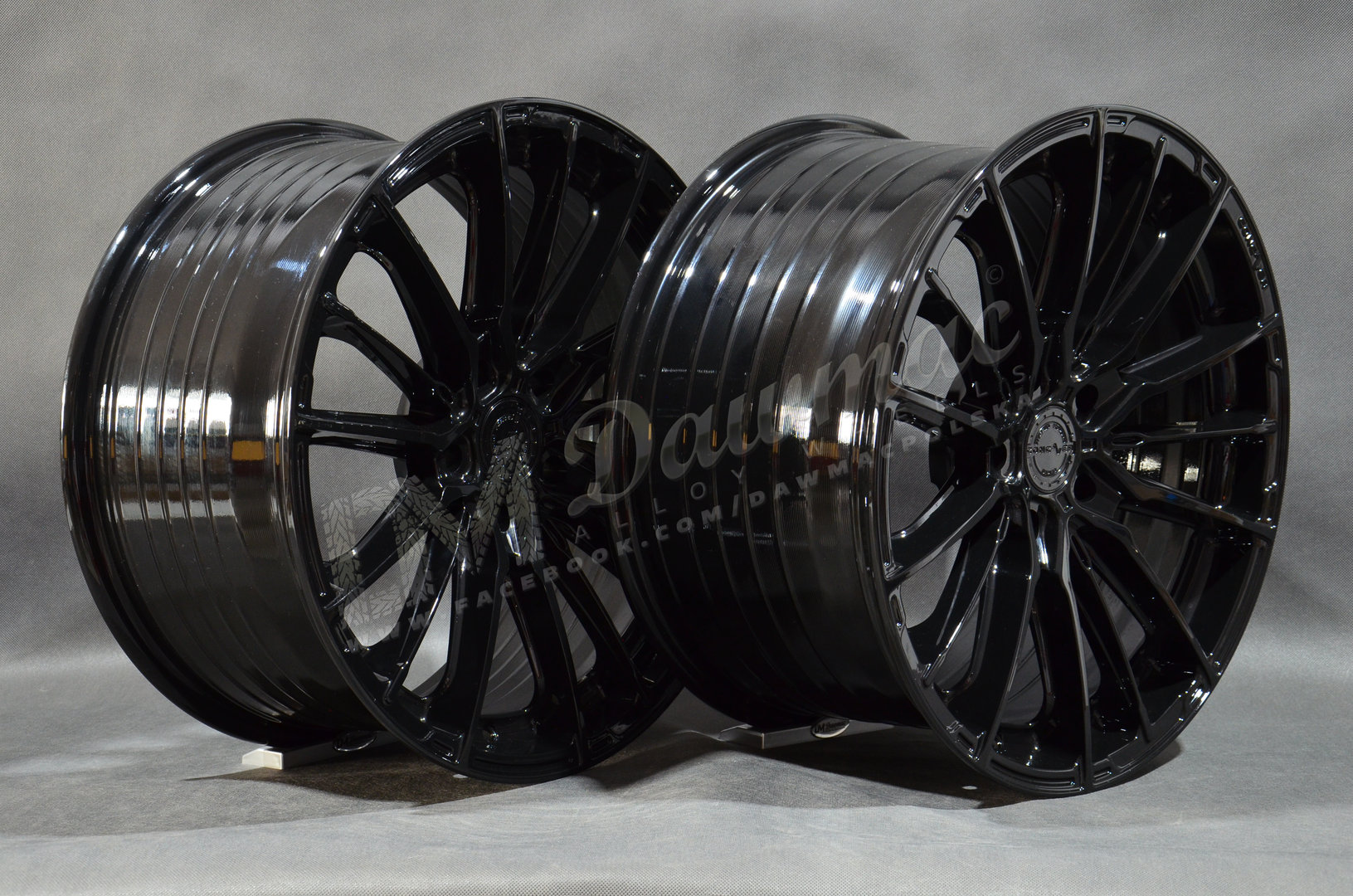 Concaver CVR7 19" 9J ET20-ET40 + 10J ET20-51 BLANK Platinum Black - obrazek 5