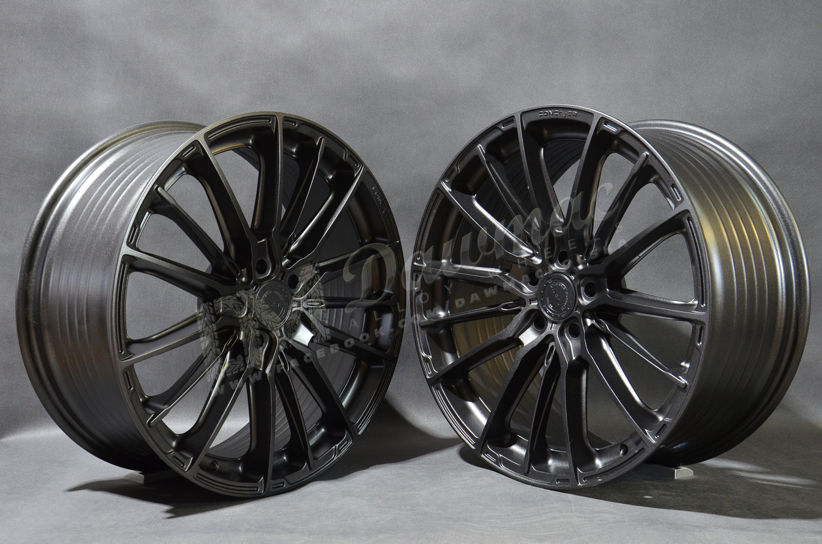 Concaver CVR7 20" 8J ET20-ET40 + 9J ET20-35 BLANK Carbon Graphite - obrazek 3