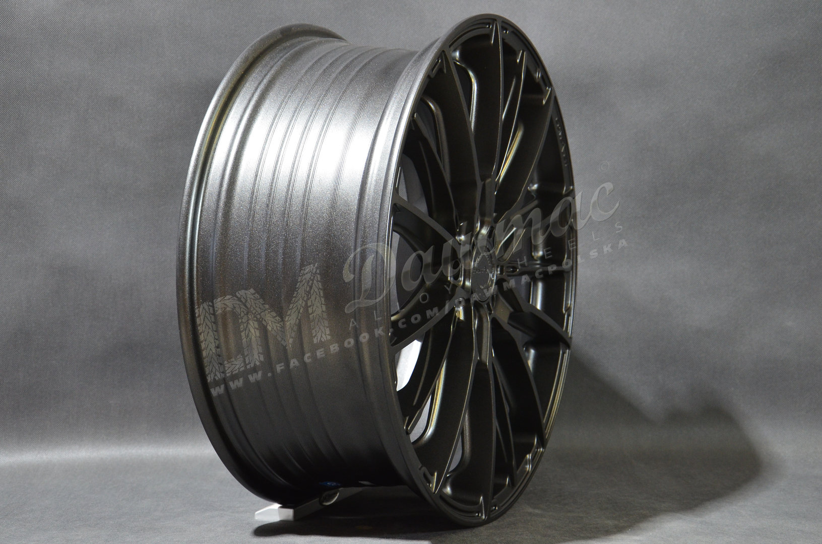 Concaver CVR7 20" 8J ET20-ET40 BLANK Carbon Graphite - obrazek 3