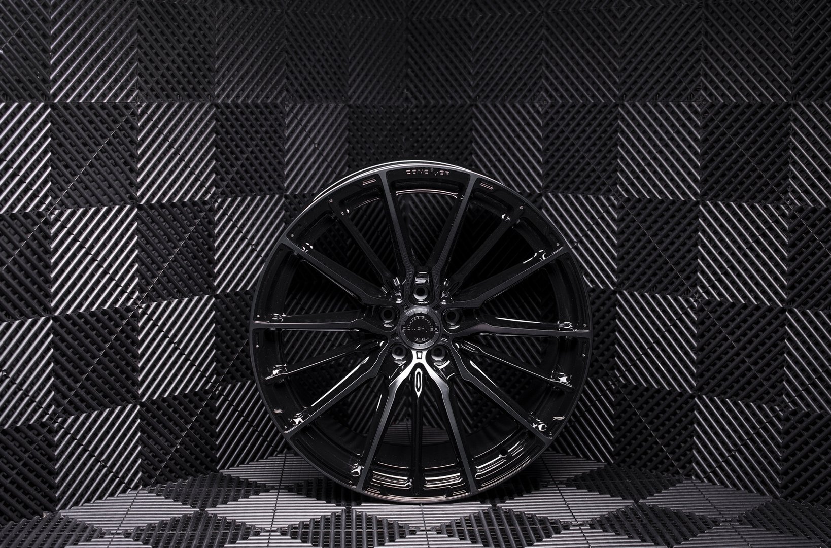 Concaver CVR7 20" 9J ET20-ET51 BLANK Double Tinted Black - obrazek 3