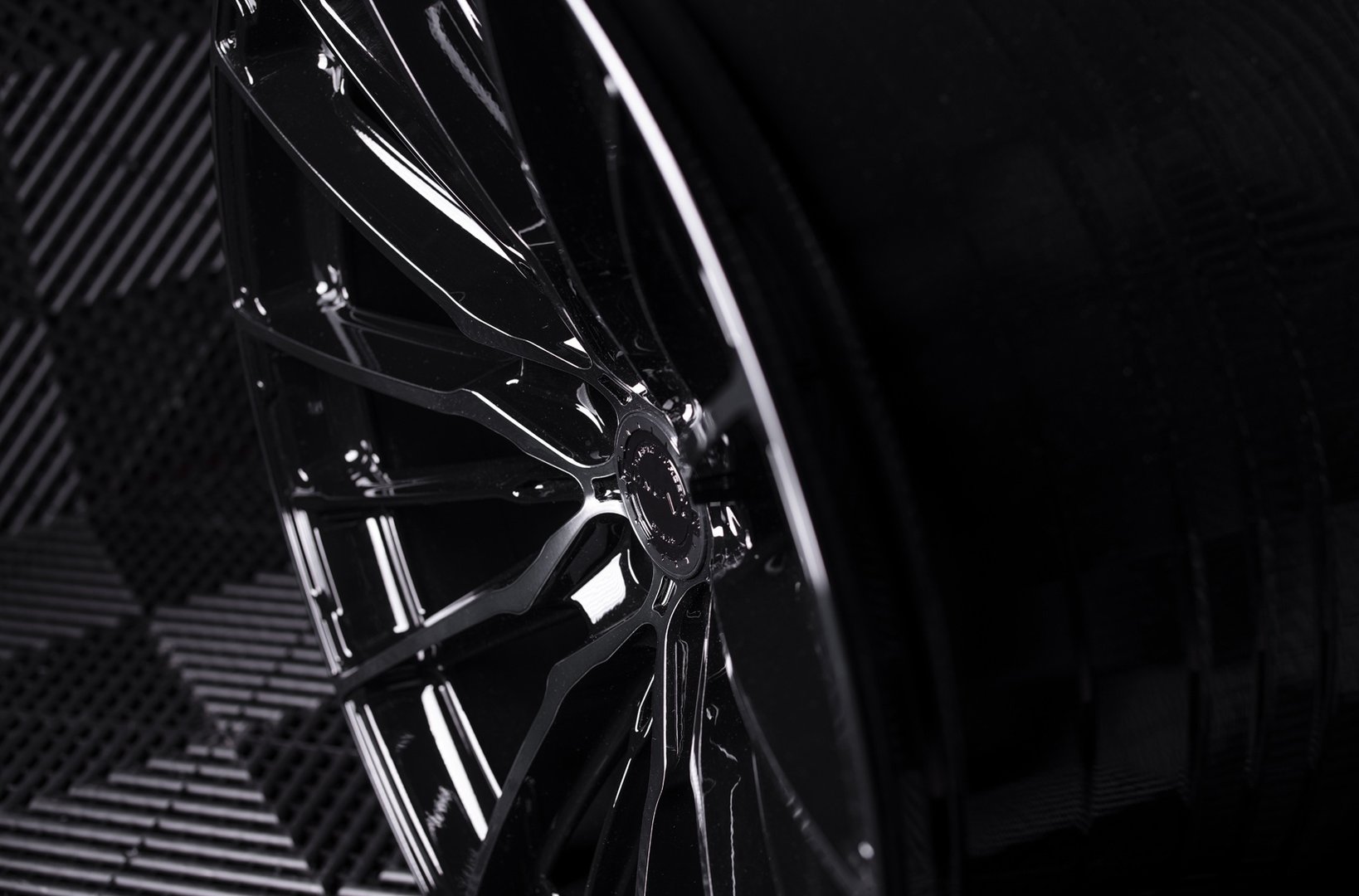 Concaver CVR7 20" 9J ET20-ET51 BLANK Double Tinted Black - obrazek 6