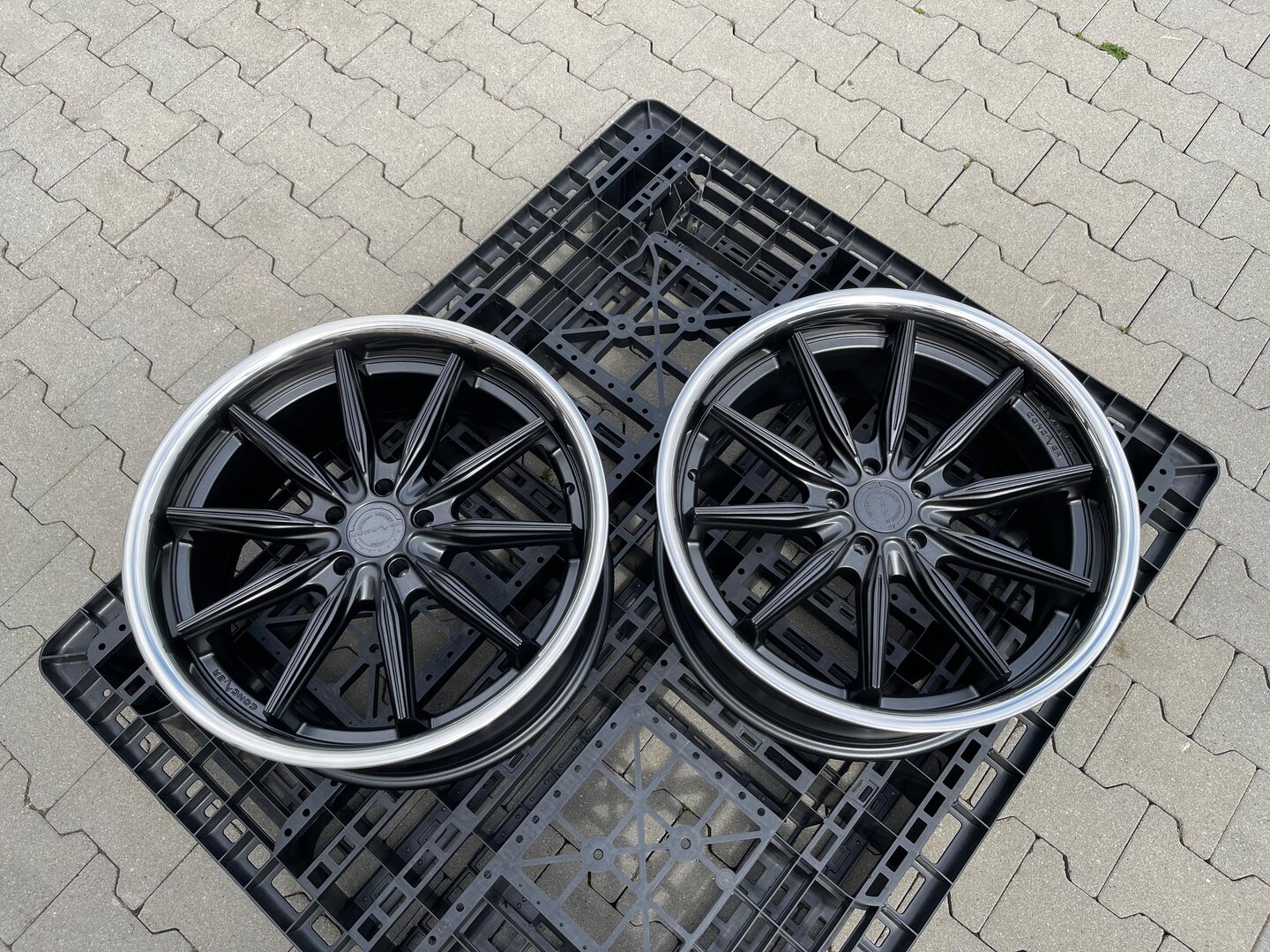 Concaver CVR8 19" 8.5J ET20-48 + 10J ET15-44 BLANK Carbon Graphite - obrazek 2