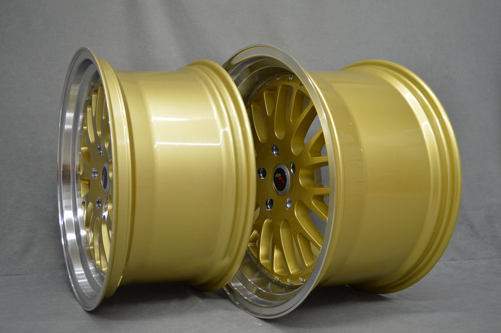 Japan Racing JR10 19" 8,5J ET20-ET35 + 9,5J ET20-ET35 BLANK Gold - obrazek 5