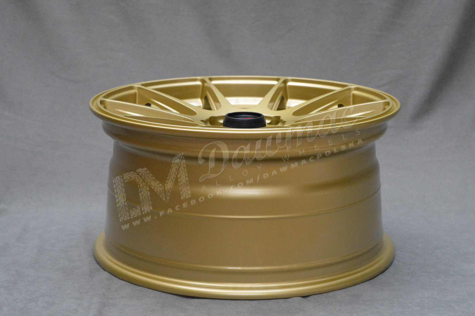 Japan Racing JR11 17" 7,25J ET35-ET40 + 8,25J ET35 BLANK Gold - obrazek 6