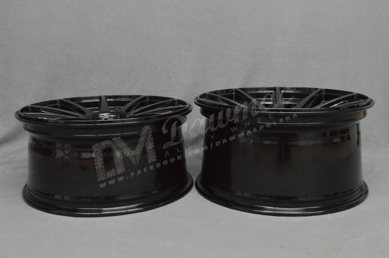 Japan Racing JR11 19" 8,5J ET35 5x120 Glossy Black - obrazek 8