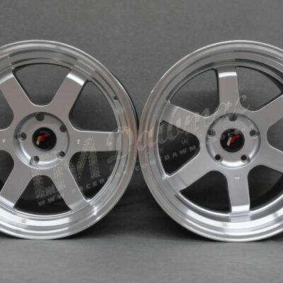 Japan Racing JR12 17" 8J ET33 5x100/5x114,3 Hyper Silver