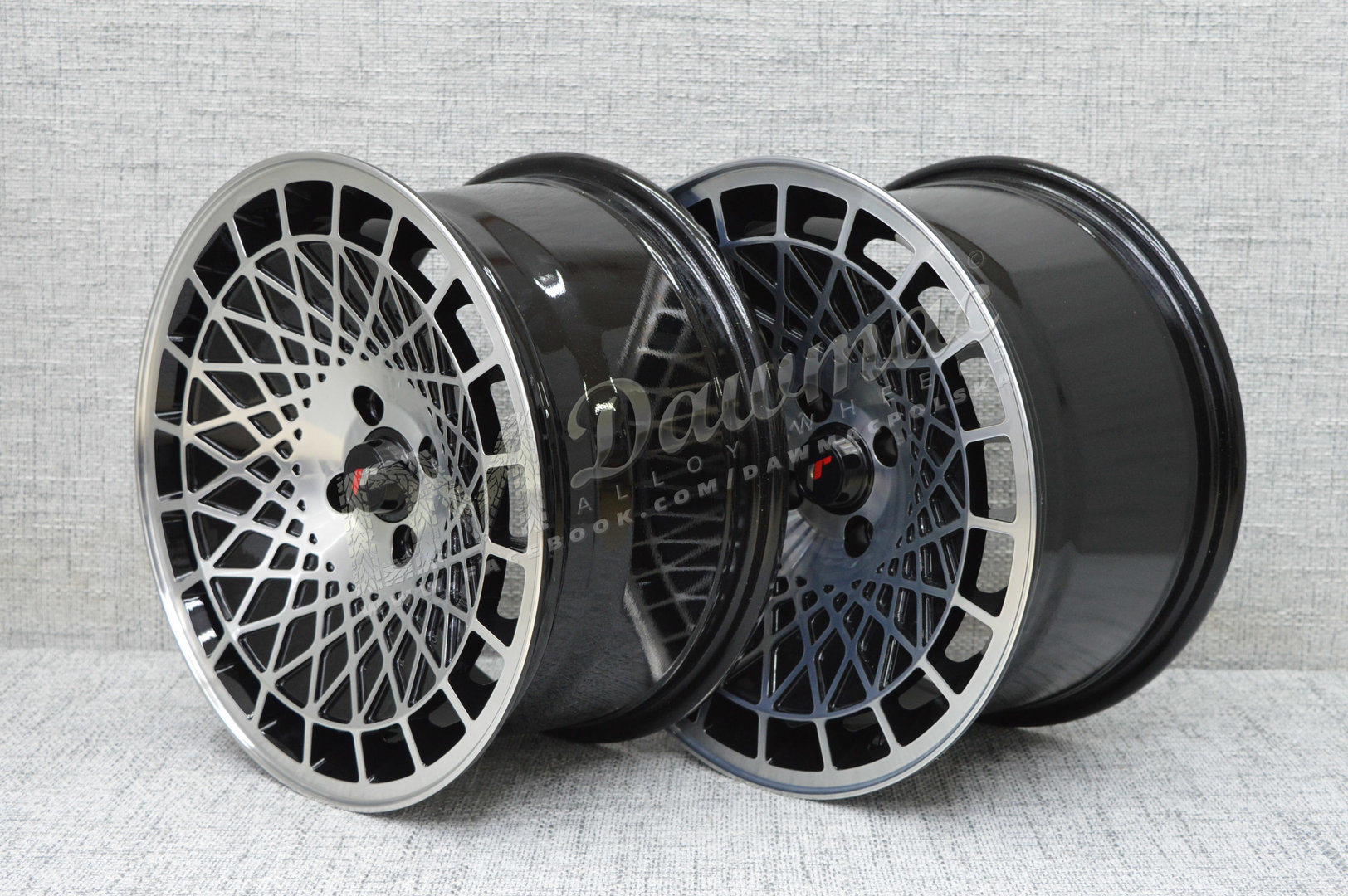 Japan Racing JR14 16" 8J ET15 4x100 Gloss Black Machined Face - obrazek 4
