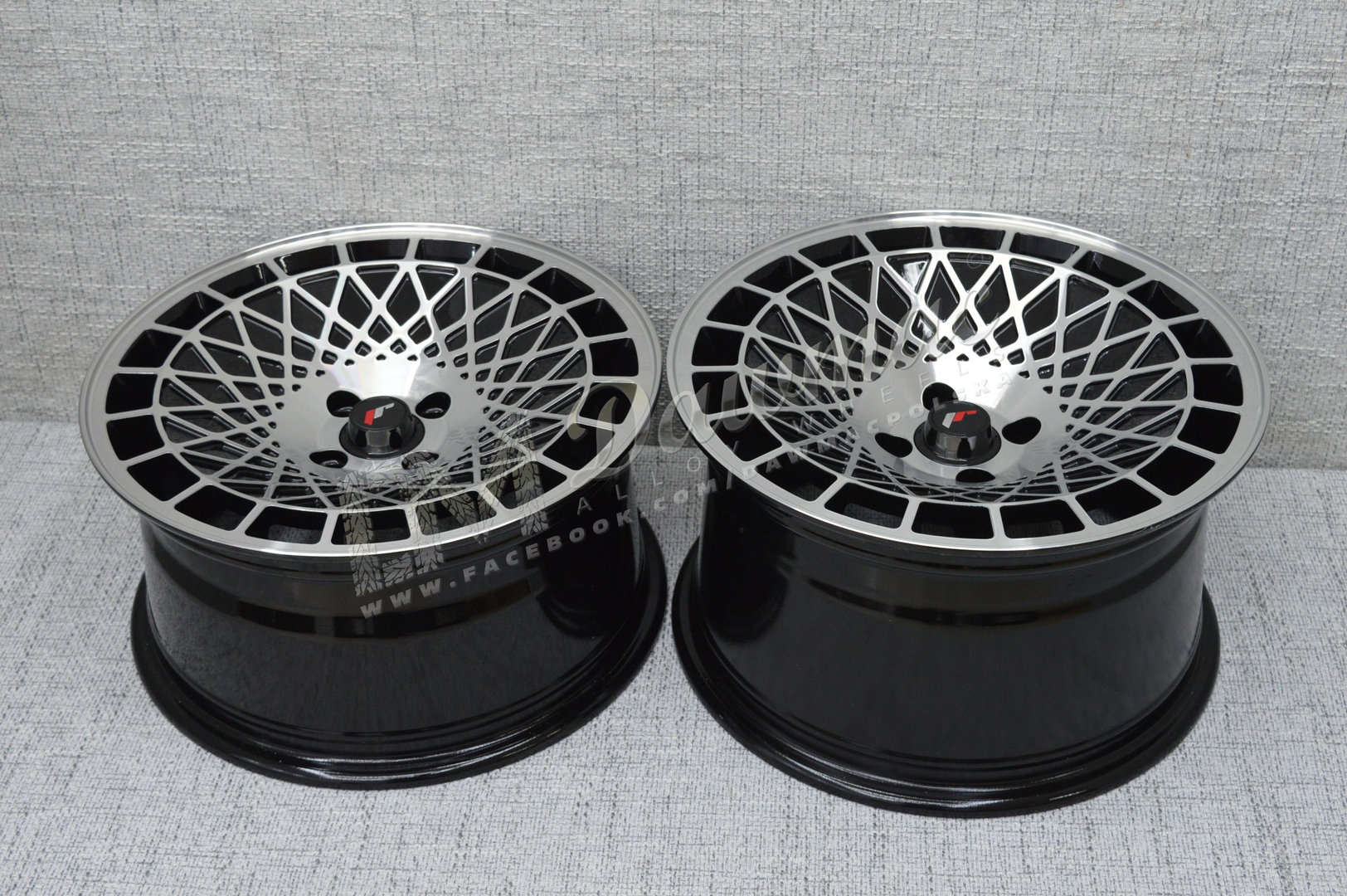 Japan Racing JR14 16" 9J ET0 4x100 Gloss Black Machined Face - obrazek 6