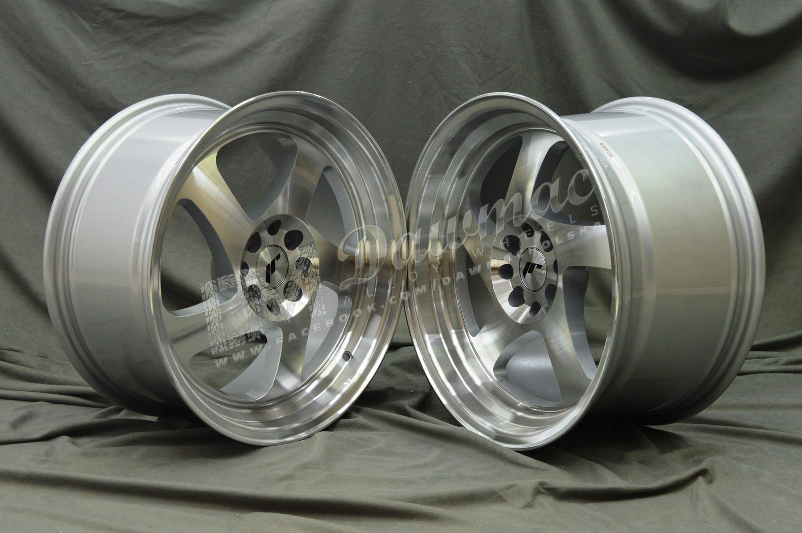Japan Racing JR15 16" 8J ET25 + 9J ET20 BLANK Silver Machined - obrazek 3