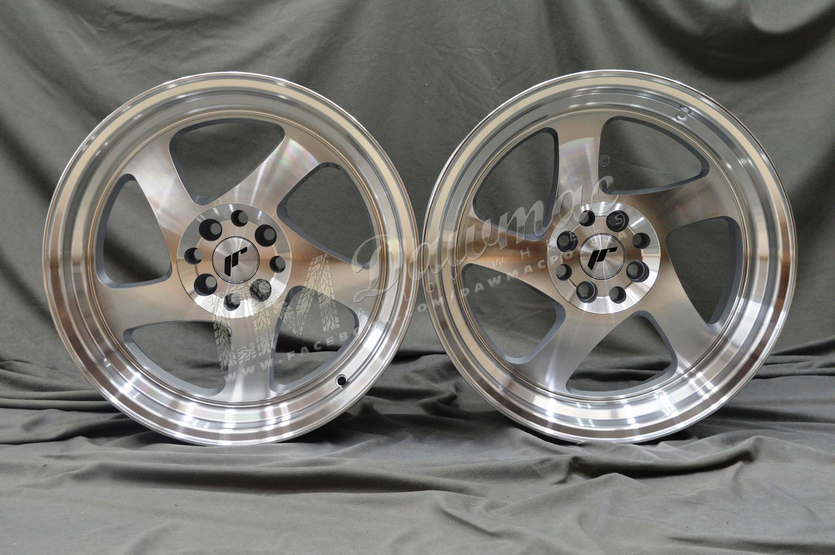 Japan Racing JR15 16" 8J ET25 BLANK Silver Machined - obrazek 2