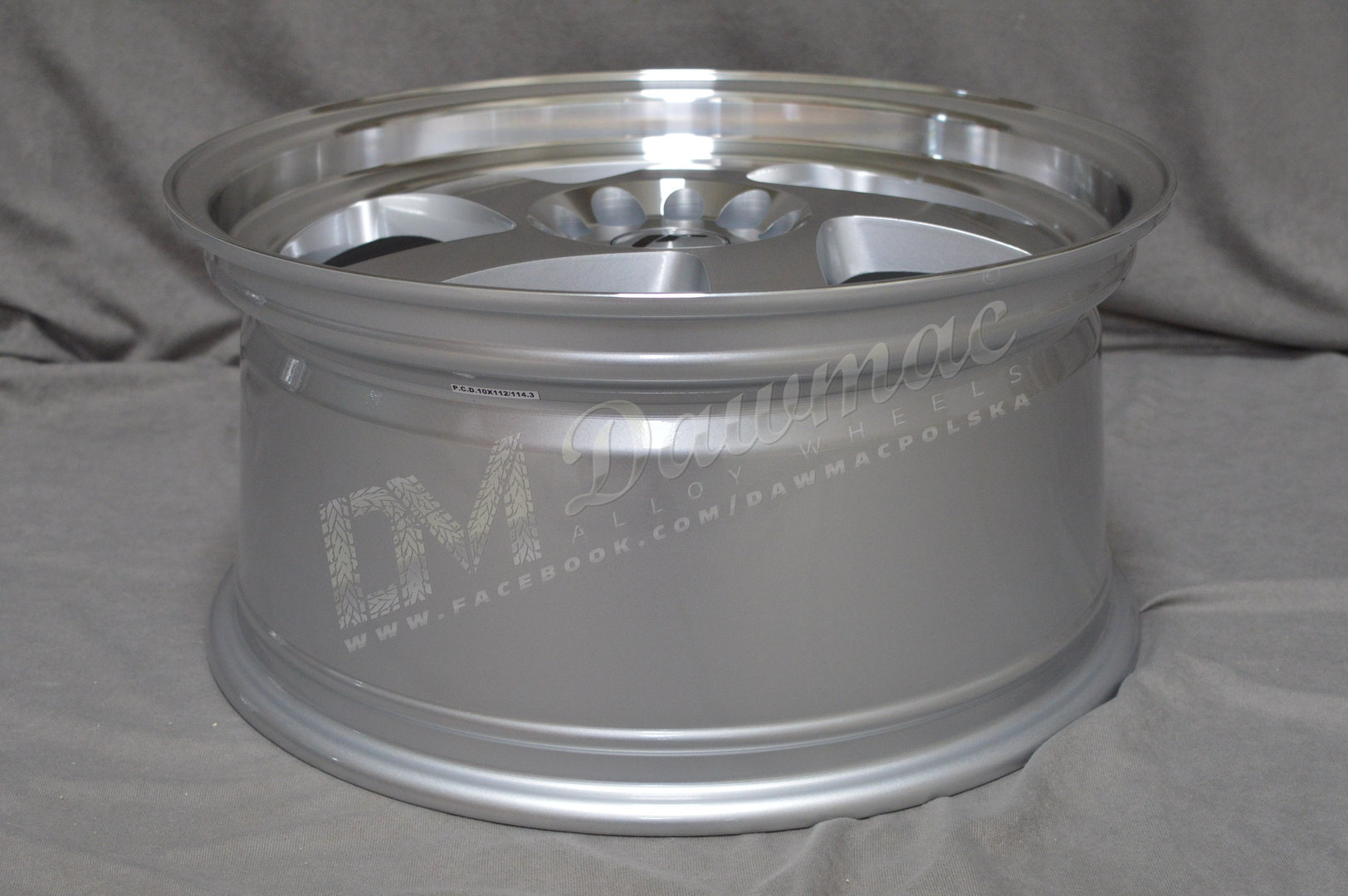 Japan Racing JR15 18" 9,5J ET20-ET40 BLANK Silver Machined - obrazek 7